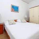 Apartament With Parking Space Kornic, Krk - 415 *