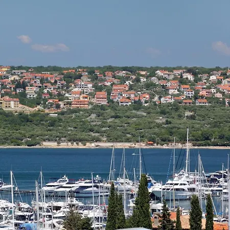 Apartment Apartments With A Parking Space Kornic, Krk - 415 Kornic