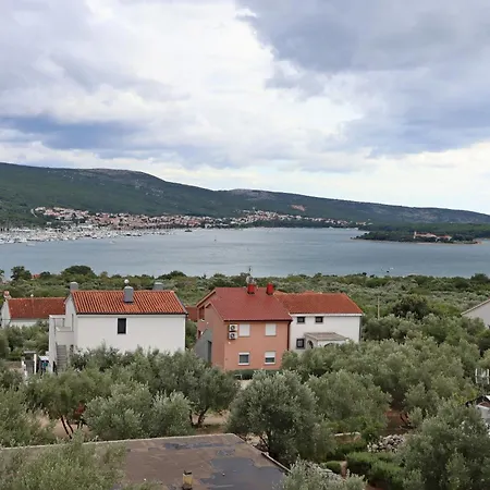 Apartments With A Parking Space Kornic, Krk - 415 Apartment