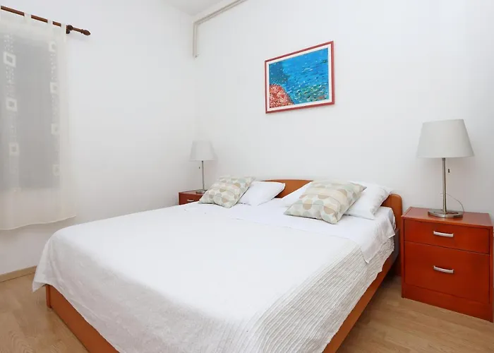 Appartement With Parking Space Kornic, Krk - 415 *