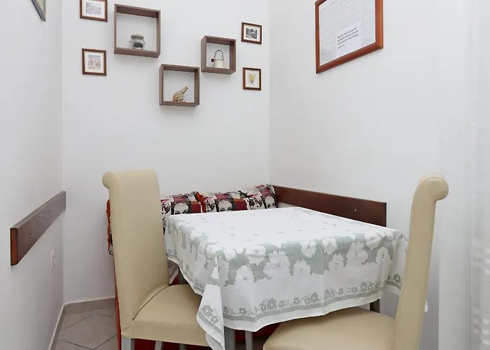 With Parking Space Kornic, Krk - 415 Appartement *