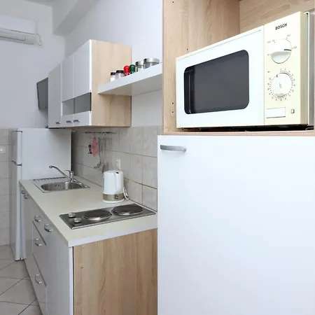 Apartament With A Parking Space Kornic, Krk - 415 *